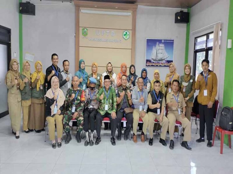 Kerjasama lintas sektor Babinsa dengan Puskesmas, dampingi kegiatan akreditasi UPTD Puskesmas Batur