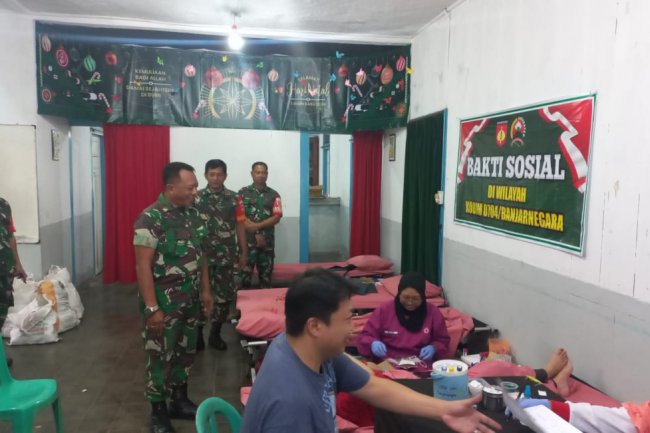 Koramil 04 Karangkobar Menggelar Bakti Sosial Donor Darah demi Membantu PMI Cabang Banjarnegara